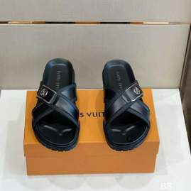 Picture of Louis Vuitton Slippers _SKULVsz38-45BS0607312
